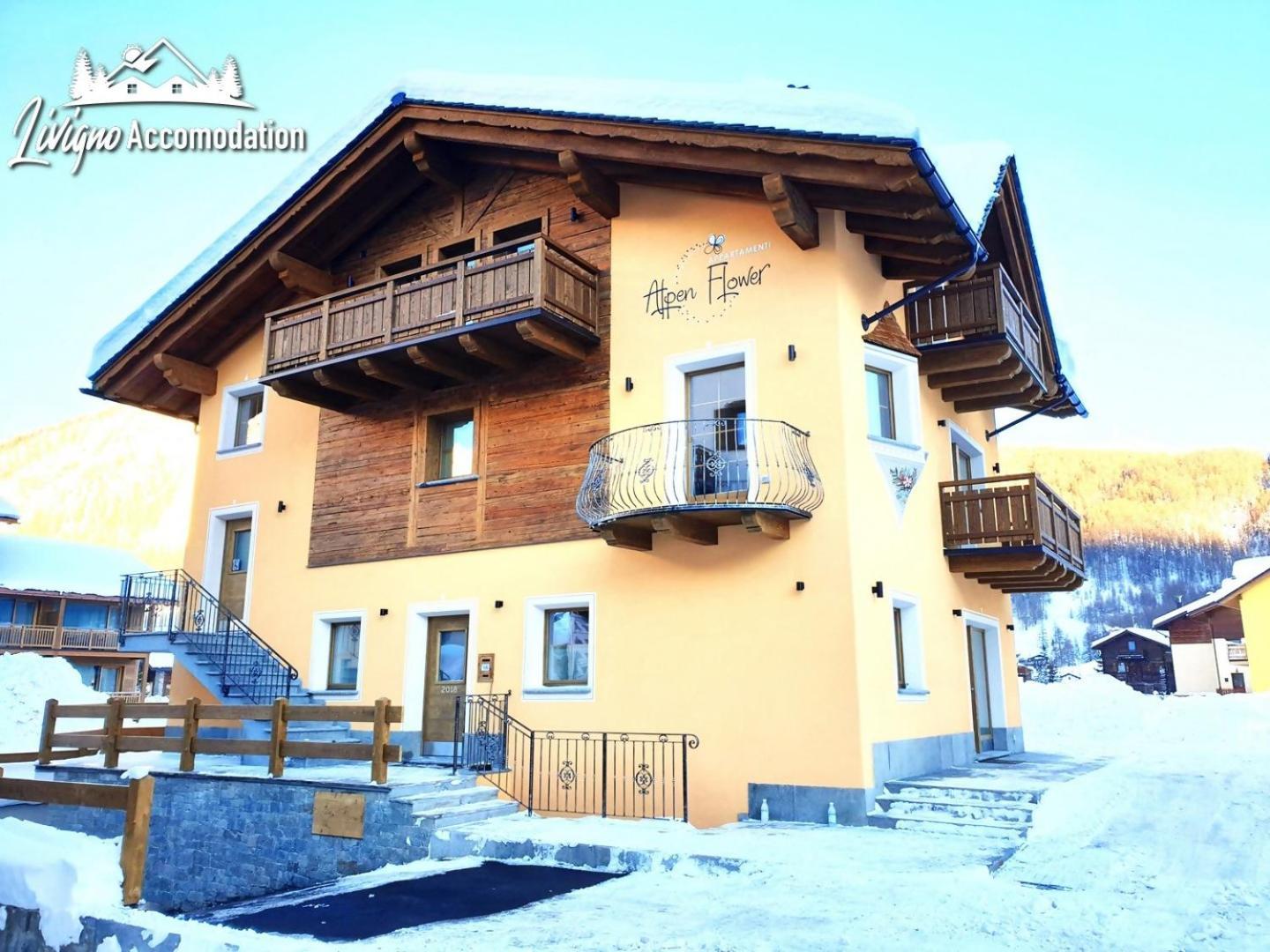 Alpen Flower By Livigno Accomodation Dış mekan fotoğraf